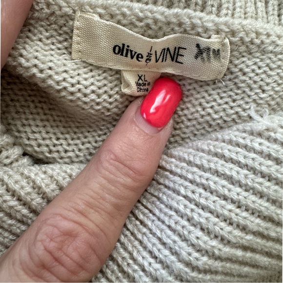 Olive &Vine wide button collar pull over sweater tan size XL Fall neutral - Picture 6 of 9